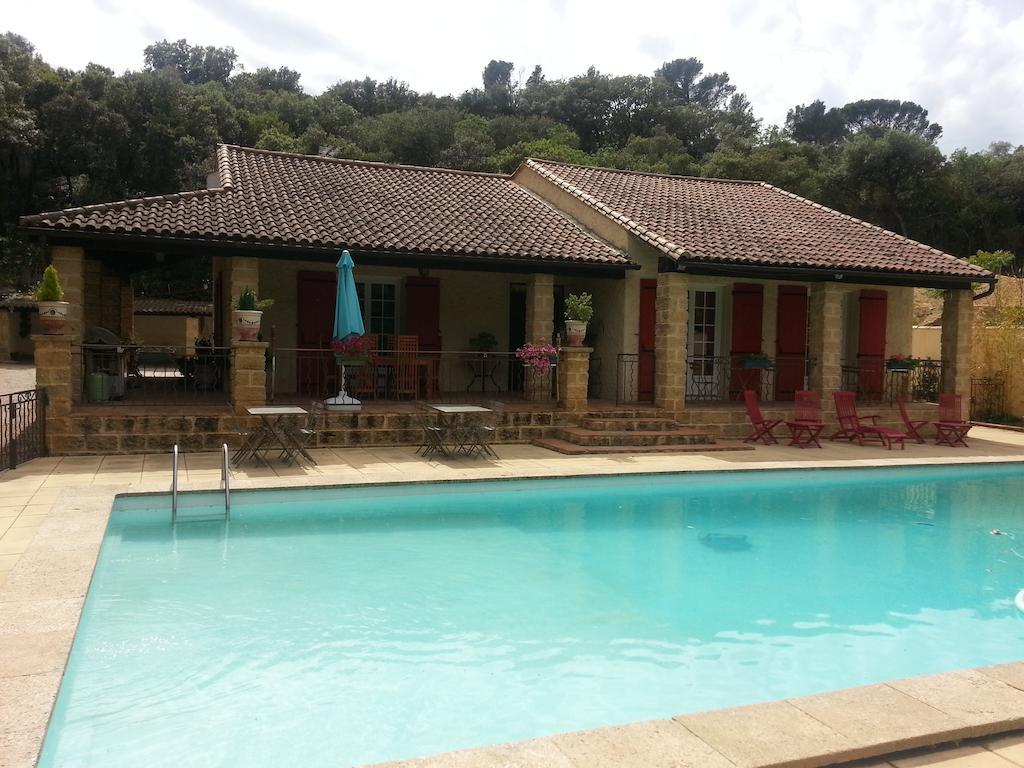 La Combe Joseph Remoulins Exterior foto
